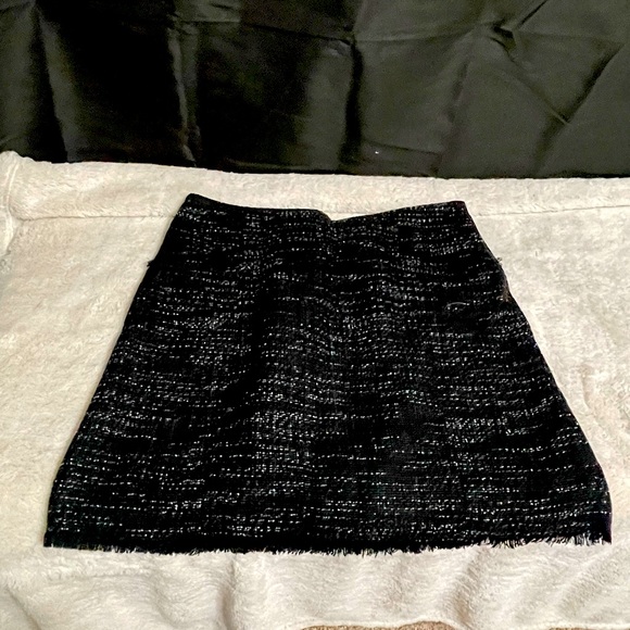 Loft black twill winter/fall skirt with fringe - Picture 1 of 6